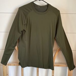 Men’s Lululemon Surge Long sleeve small.
